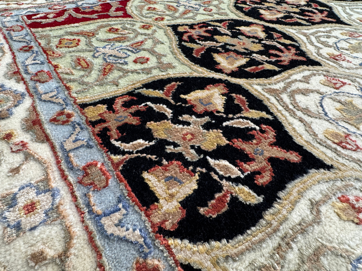 Jaipur Classic Dome Design 253x175cm | Rug# 31118