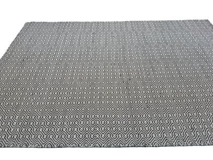 Hand-woven modern Kilim 180x120cm | Rug# 31427
