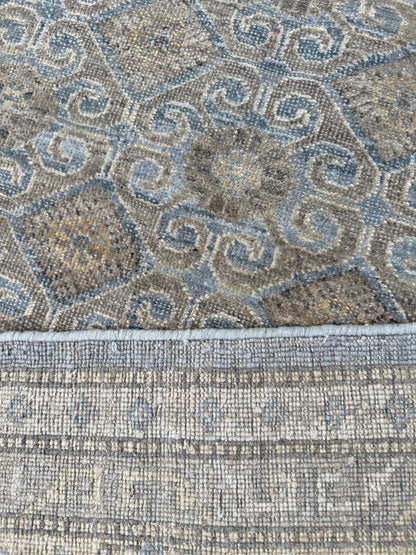 Hand Knotted antique reproduction, 19th century Khotan design  437x360 cm | Rug# 31887