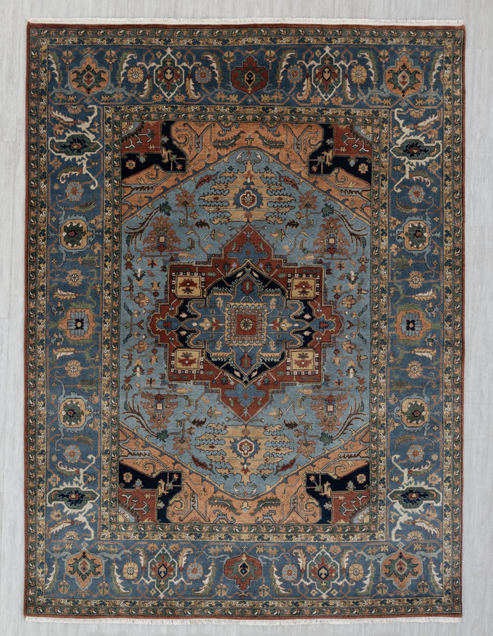 Hand-knotted Sarapi Rug  medallion surrounded  231x310 cm | Rug# 31902