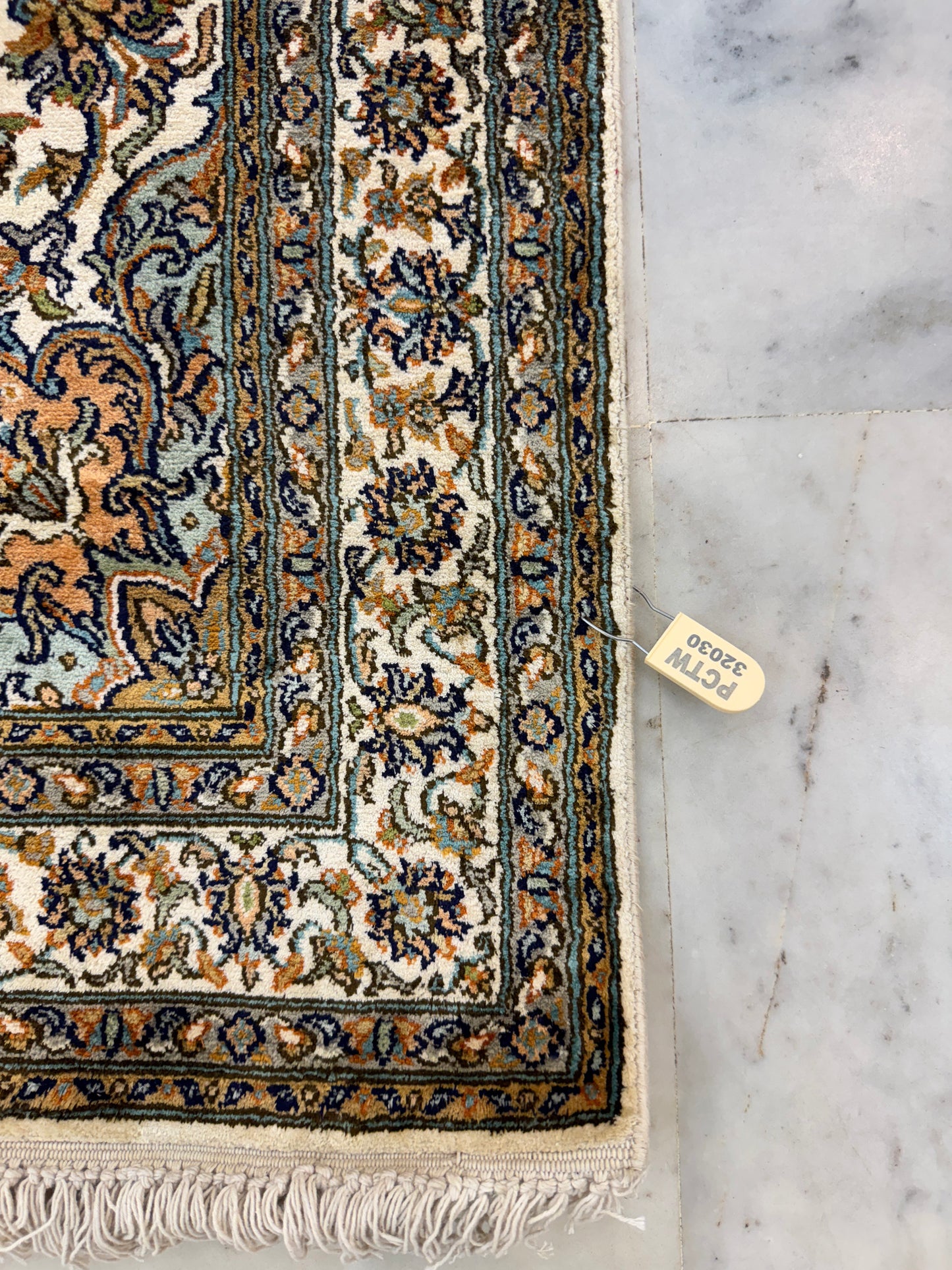 Hand knotted Kashmir pure silk pile runner, 218x79cm | Rug# 32030