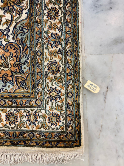Hand knotted Kashmir pure silk pile runner, 218x79cm | Rug# 32030