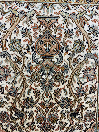 Hand knotted Kashmir pure silk pile, 95x61cm | Rug# 32037