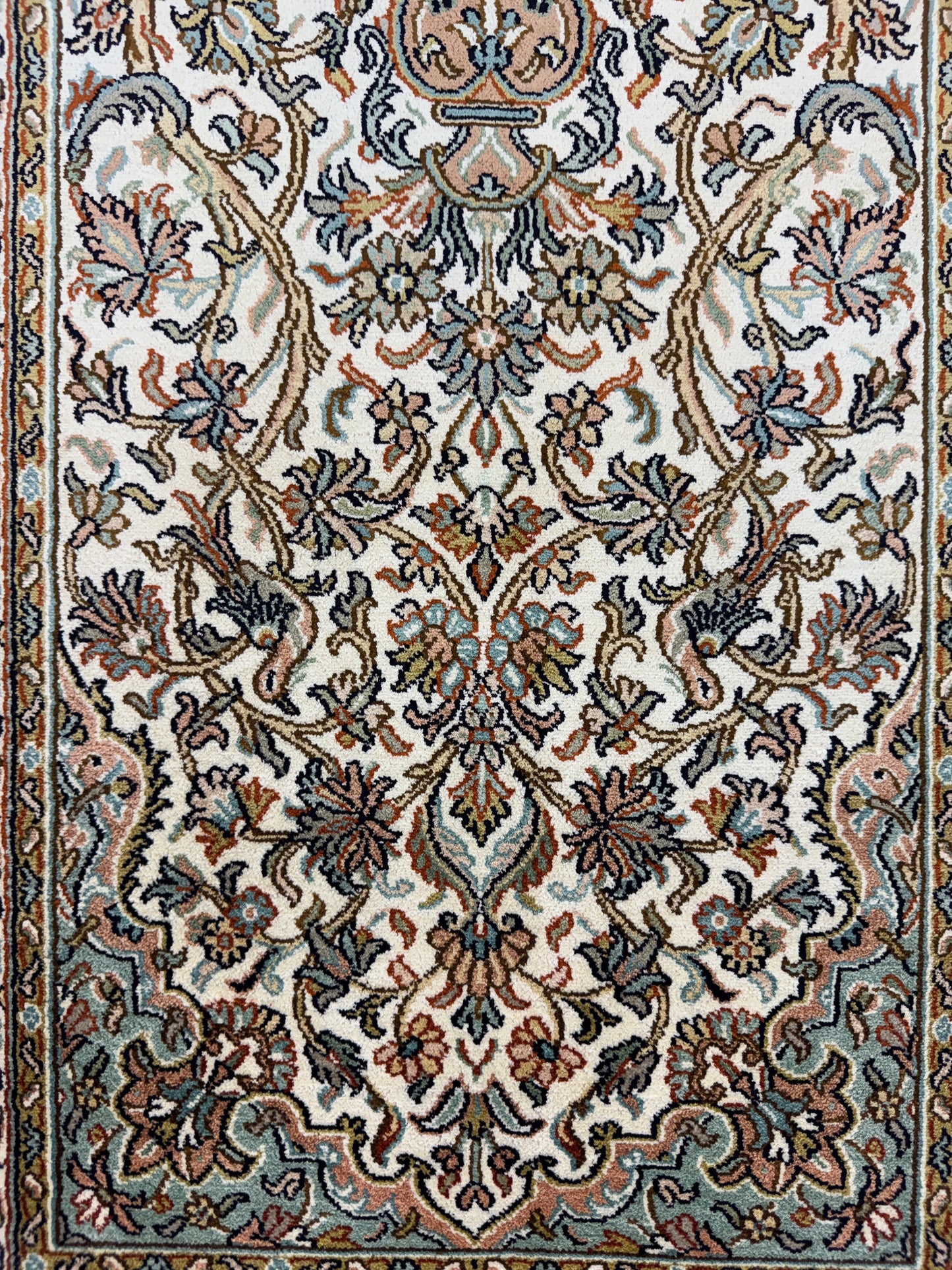 Hand knotted Kashmir pure silk pile, 95x61cm | Rug# 32037