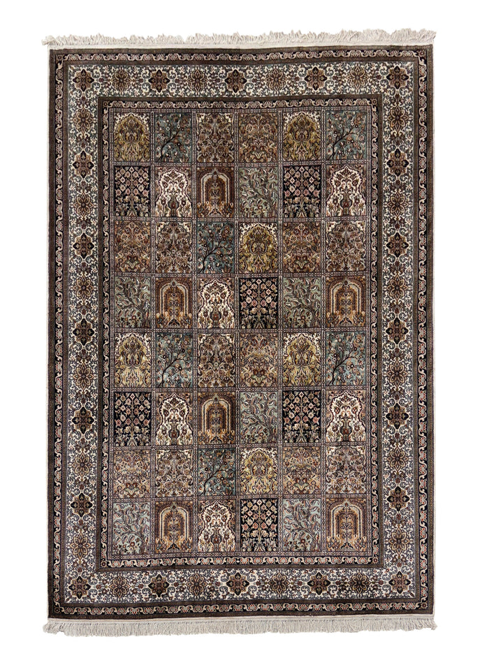 Hand knotted Kashmir pure silk pile, 243x173cm | Rug# 32053