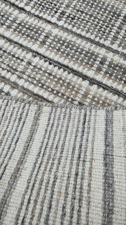 Contemporary Designer Rug 305x247cm | Rug# 32112