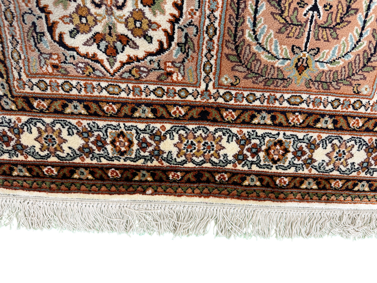 Kashmir Silk Garden Design Rug 101x62 cm | Rug# 32151