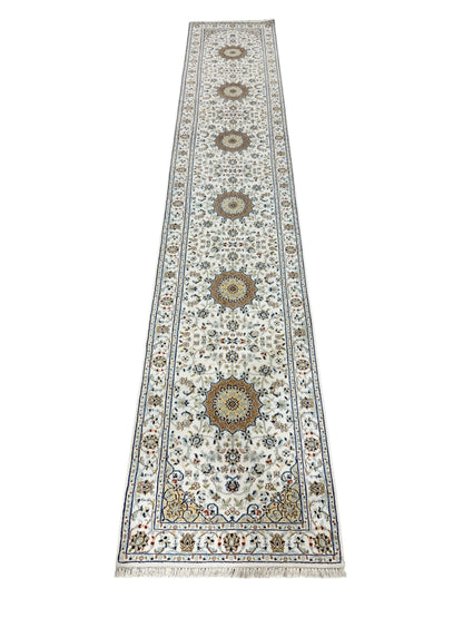 Hand-Knotted Indo-Nain Hall Runner 428x79 cm | Rug# 32204