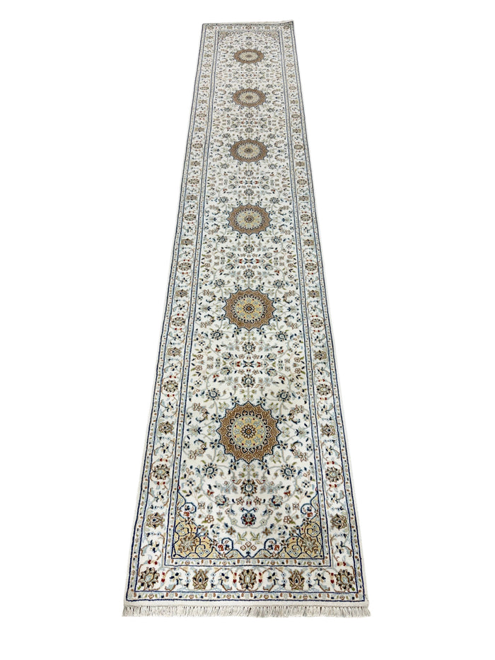 Hand-Knotted Indo-Nain Hall Runner 428x79 cm | Rug# 32204