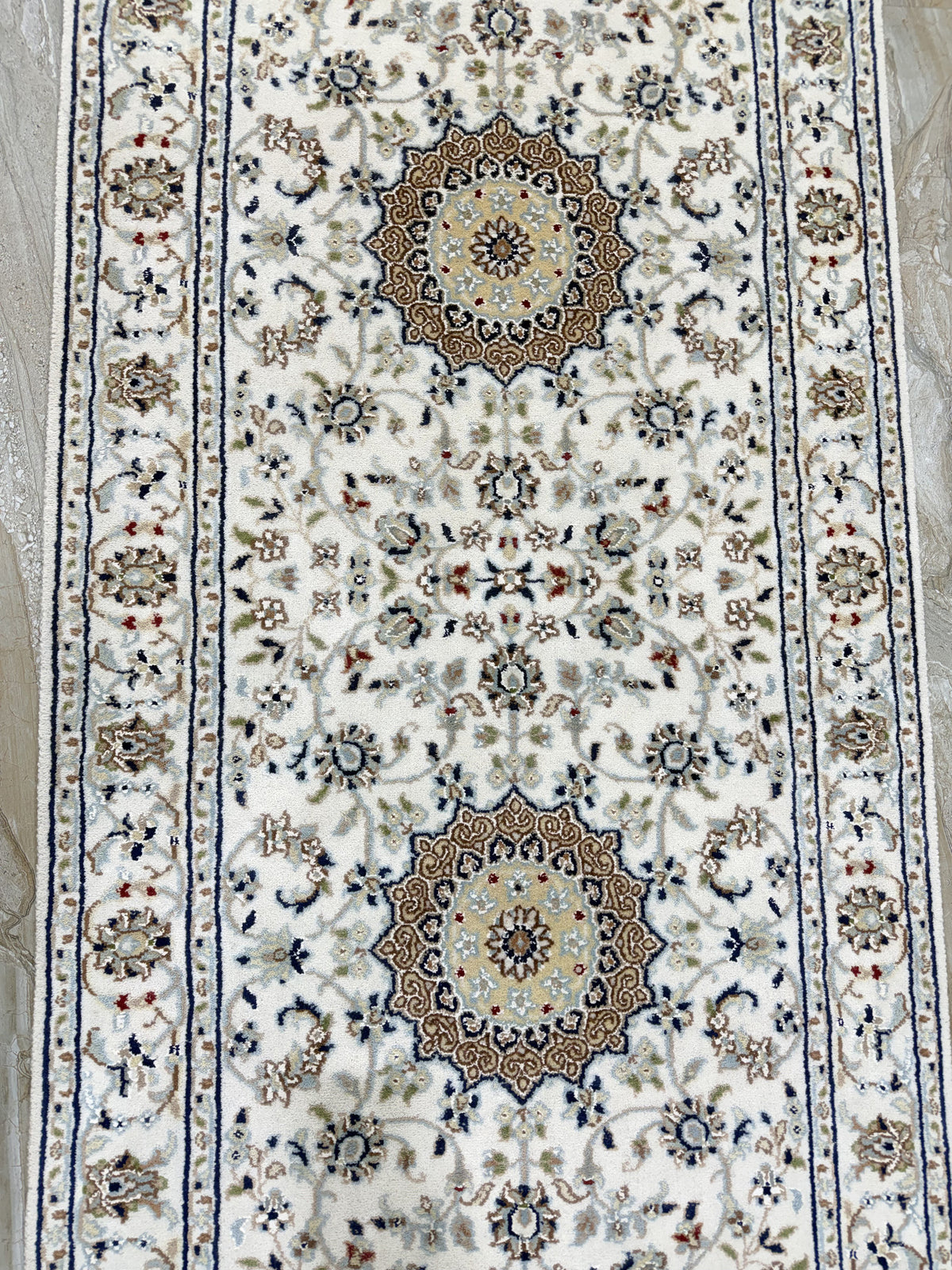 Hand-Knotted Indo-Nain Hall Runner 428x79 cm | Rug# 32204
