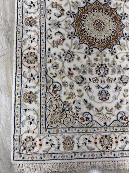 Hand-Knotted Nain Design Hall Runner 379x81 cm | Rug#32207