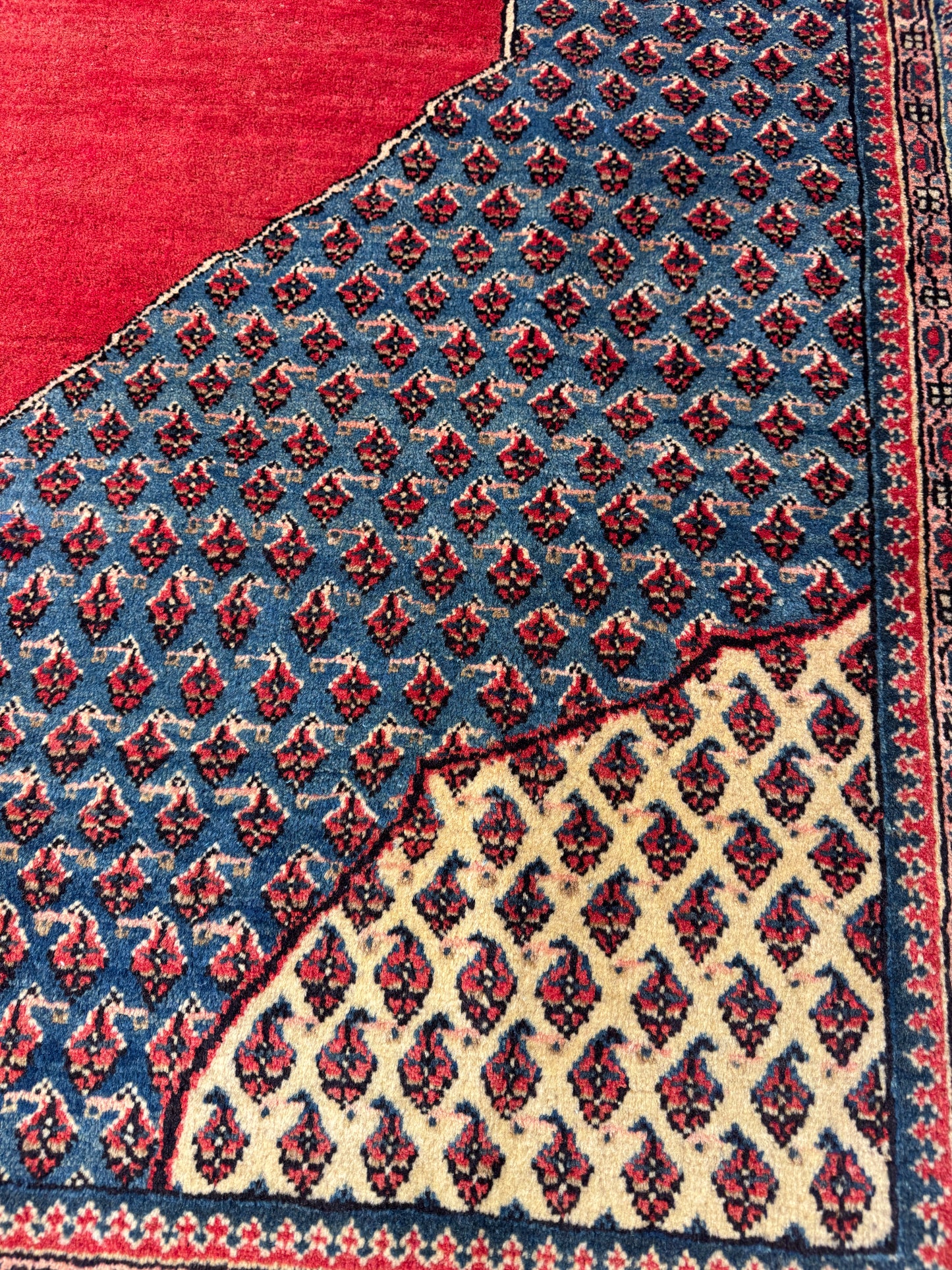 Sarouk Mir, circa 1970  375x285 cm | Rug# 4055