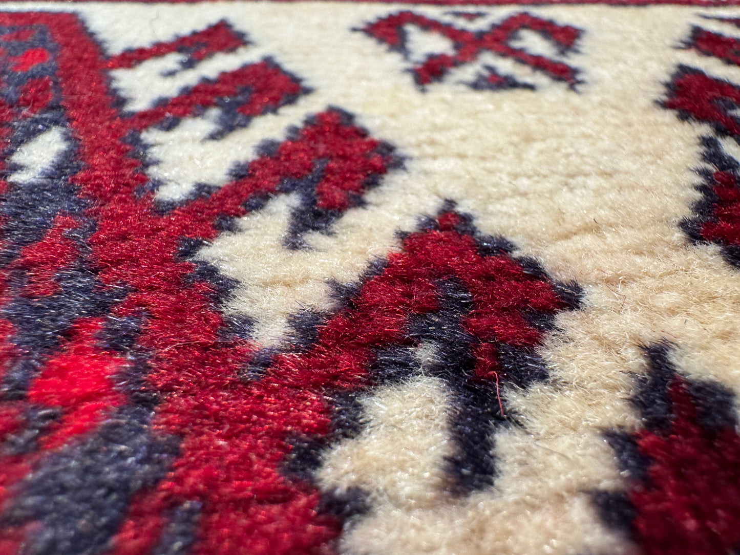 Yamut Turkaman, all wool construction  405x236 cm | Rug# 4056