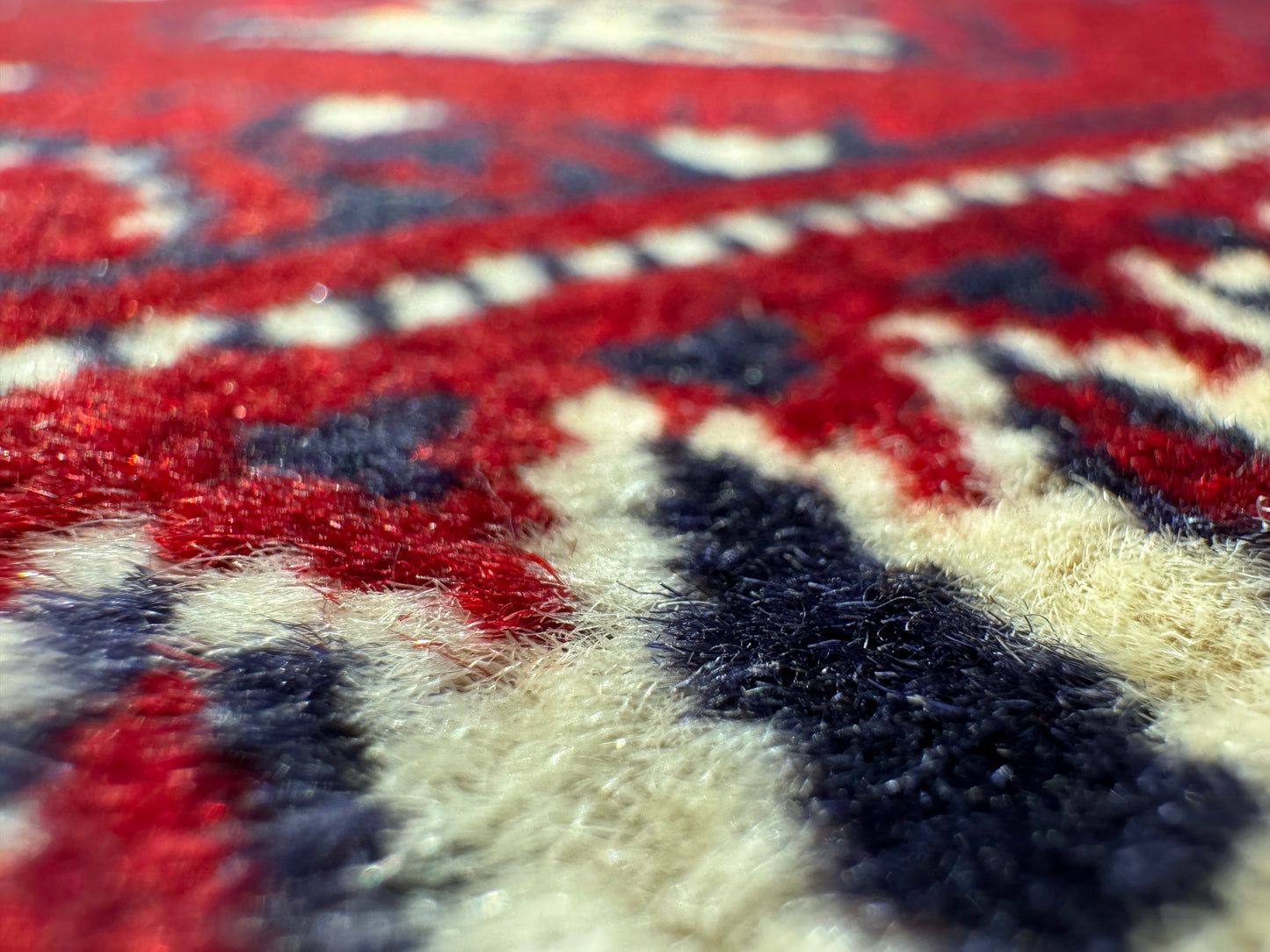 Yamut Turkaman, all wool construction  405x236 cm | Rug# 4056