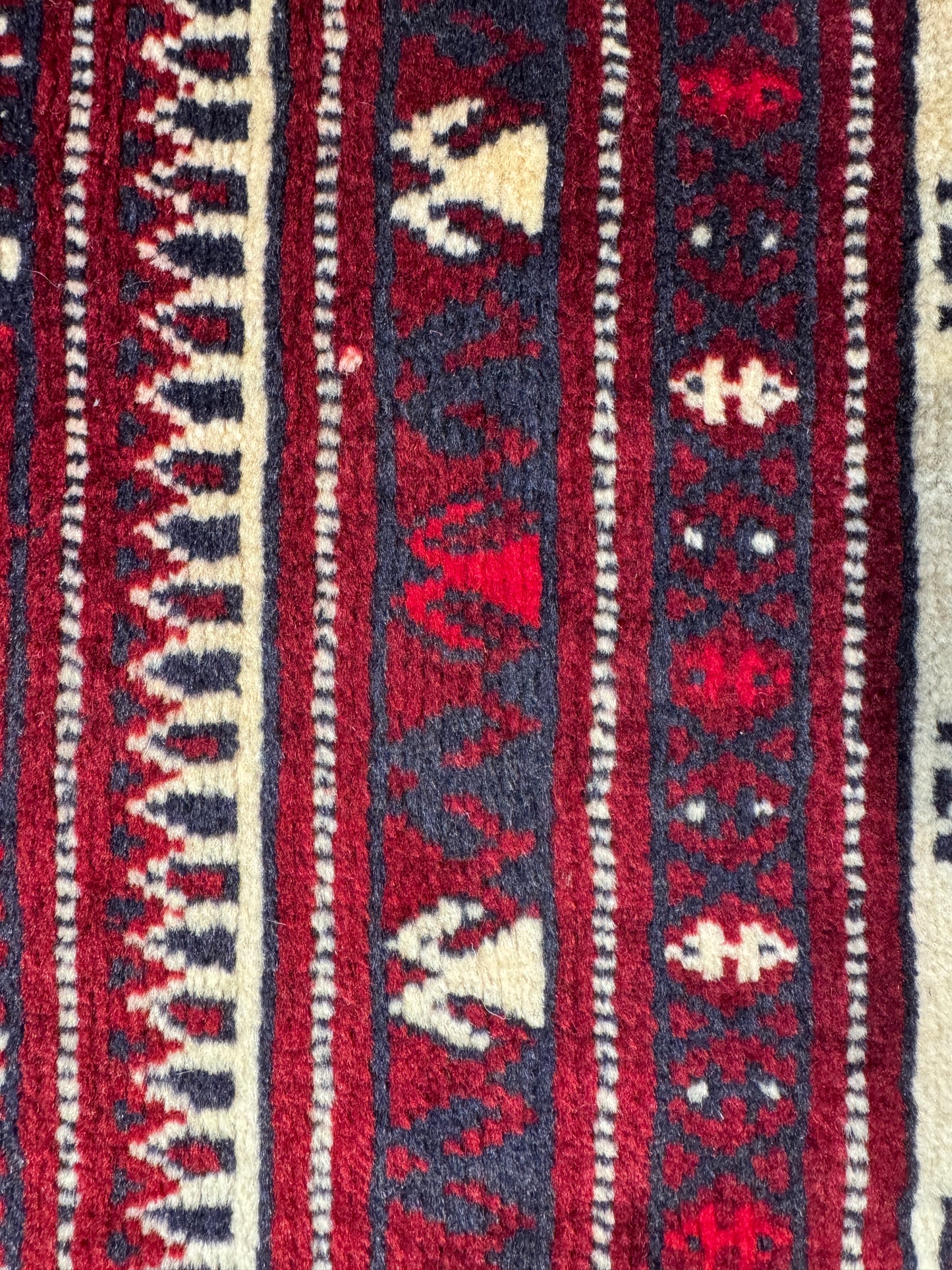 Yamut Turkaman, all wool construction  405x236 cm | Rug# 4056