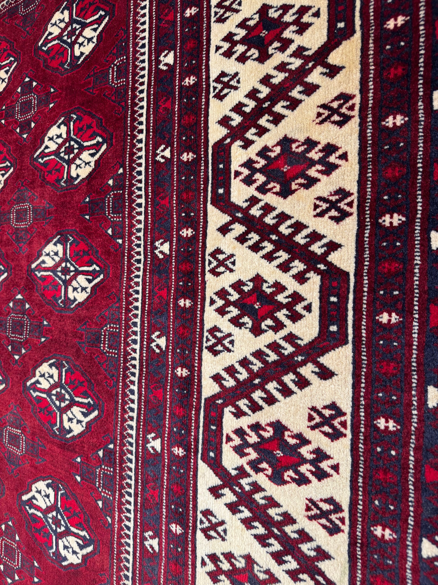 Yamut Turkaman, all wool construction  405x236 cm | Rug# 4056