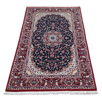 Extremely fine  unique Isfehan, Valizadeh signature  240x151 cm | Rug# 4430