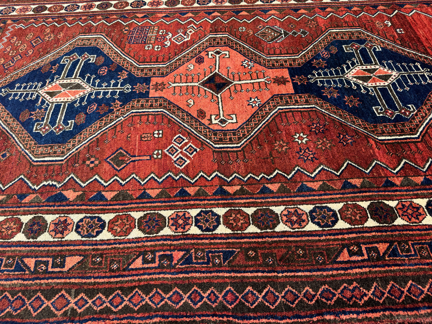 Tribal Koohi by Afshar settlers in Kerman region 205×125 cm | Rug# 6478