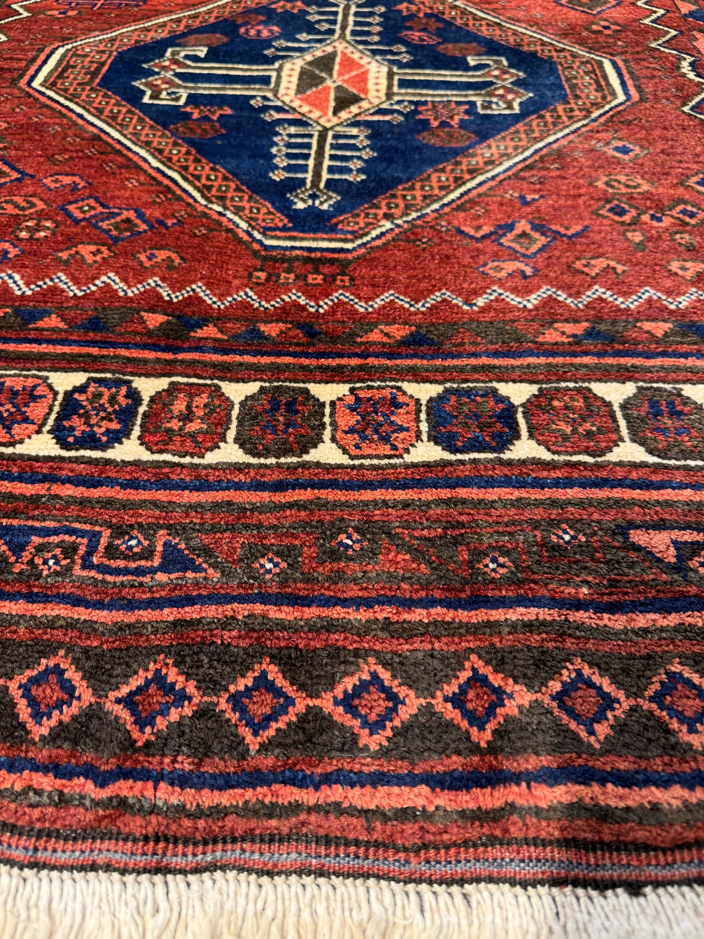 Tribal Koohi by Afshar settlers in Kerman region 205×125 cm | Rug# 6478