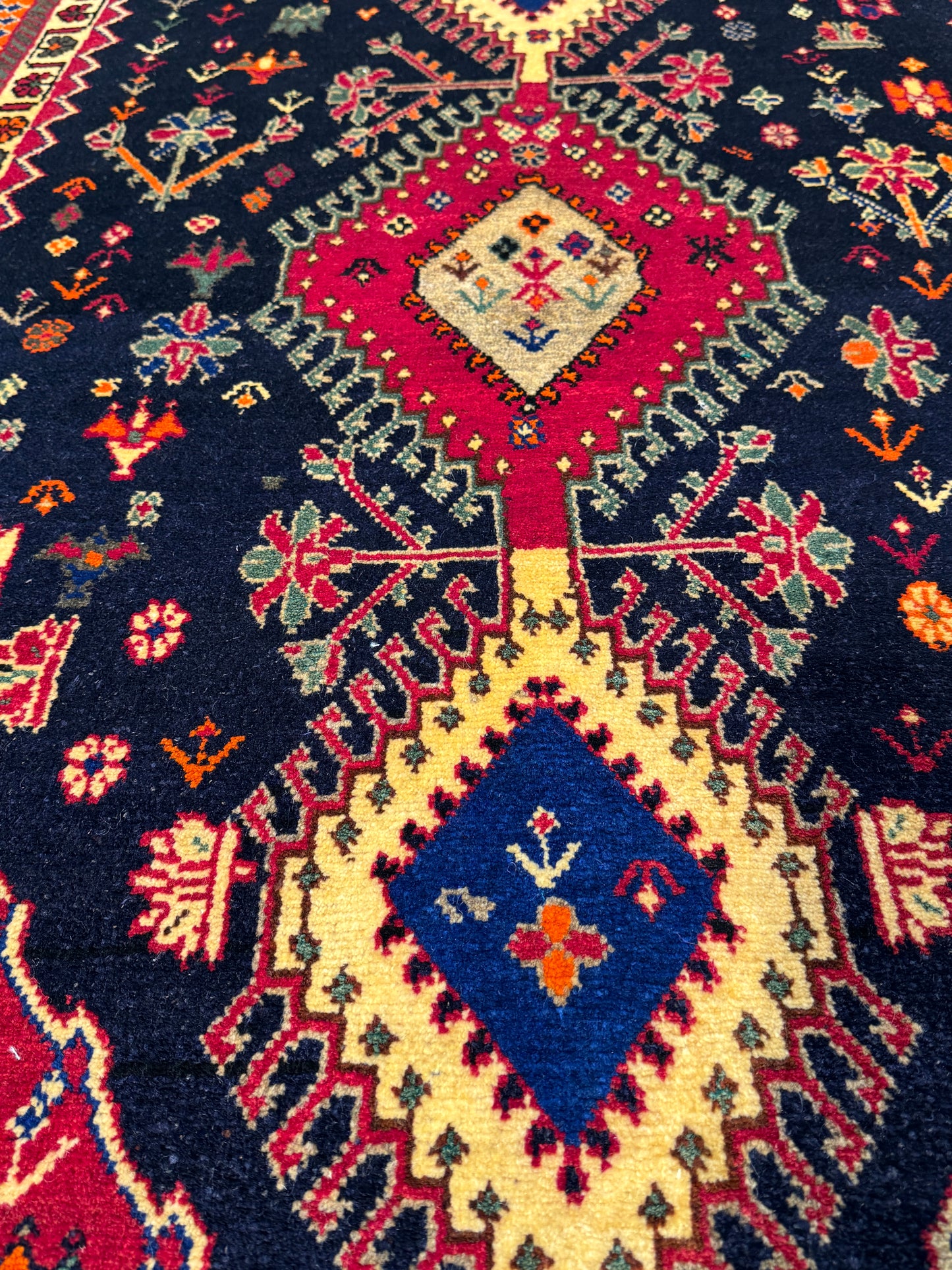 Nomadic weave Kashkuli, Persia 175x106 cm | Rug# 6986