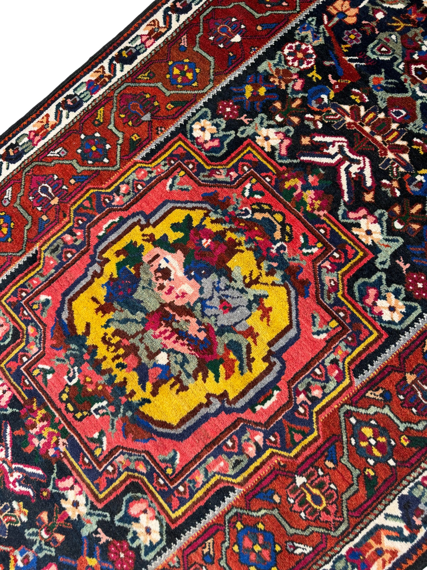 Antique Bahktiar- Paradonbeh, circa 1920, Persia,  400x110 cm | Rug#7013