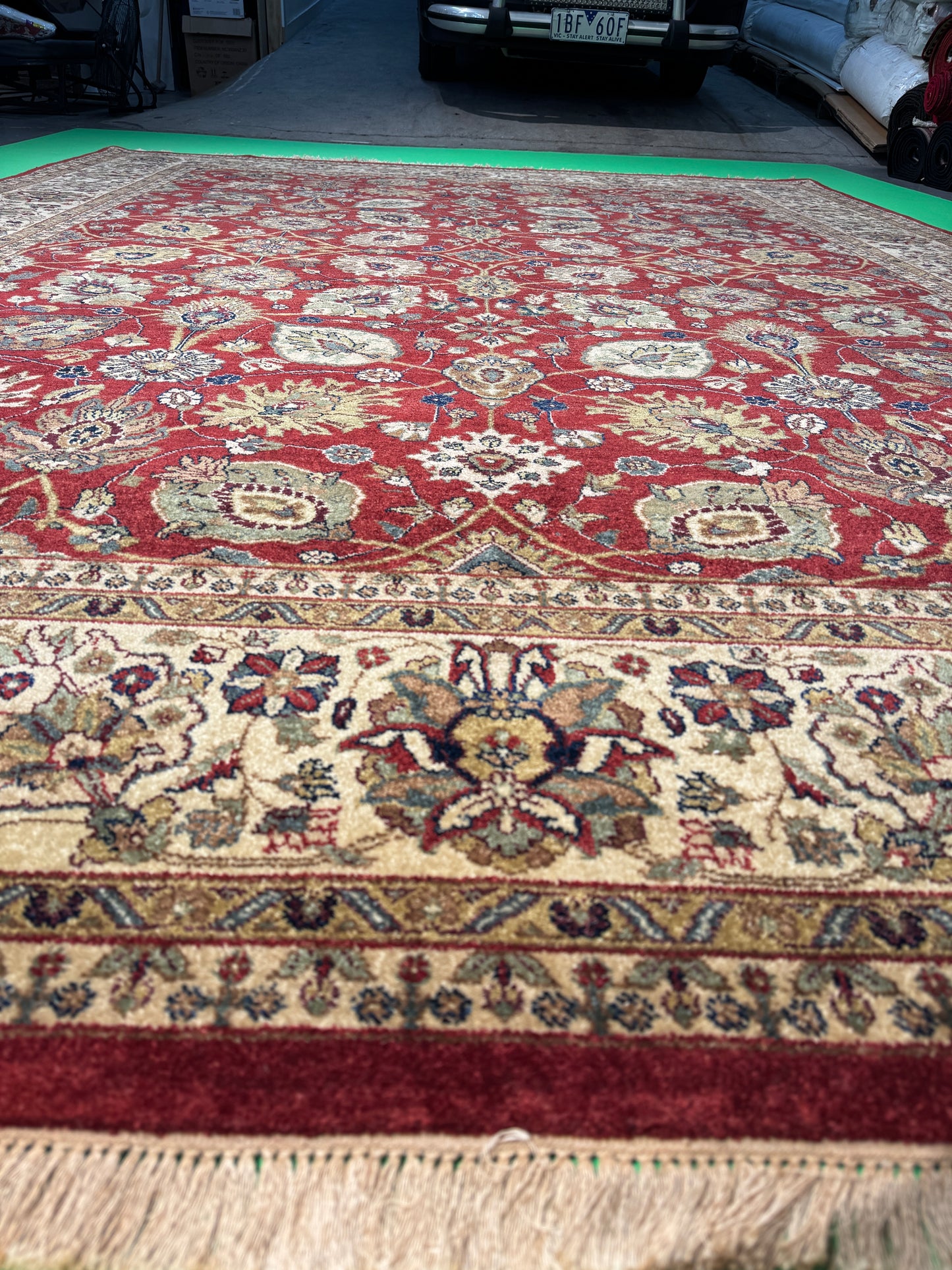 Mogul design Jaipur, handspun wool pile  369x271 cm | Rug# 9390