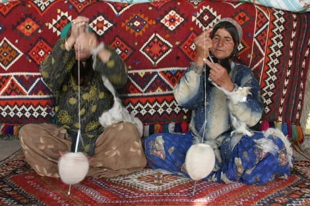 Mr Majid tour to Iran spinning wool