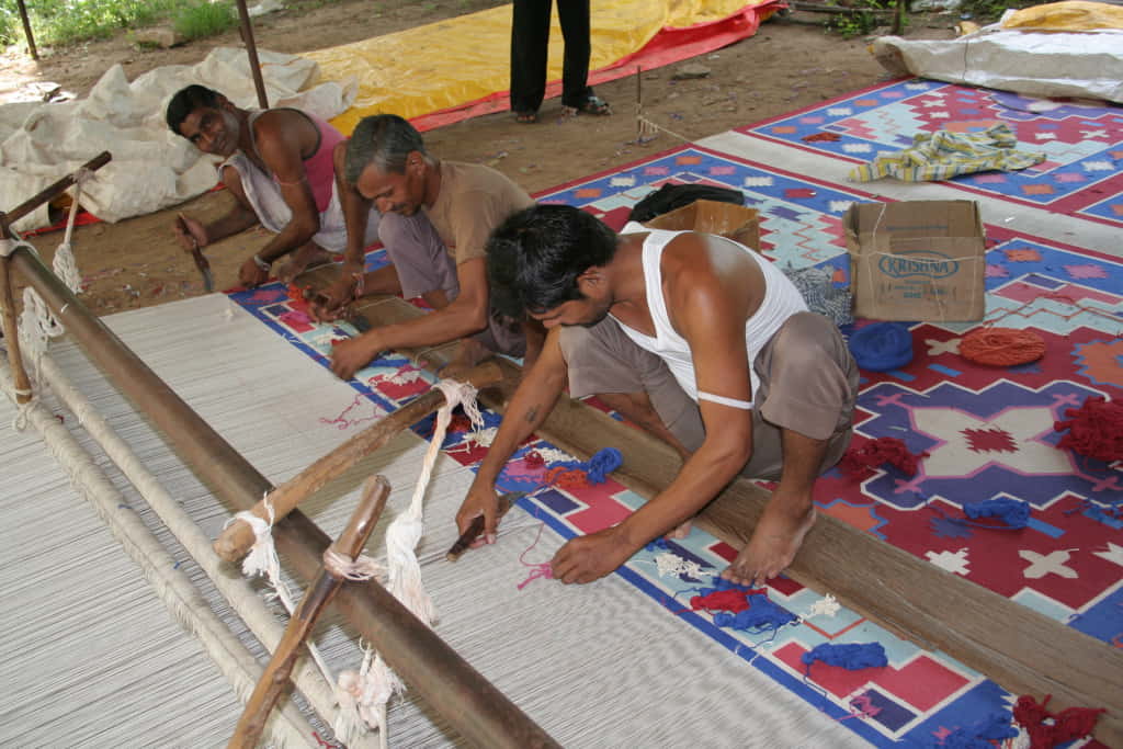 Mid quality Carpet weavers, near Jaipur, India