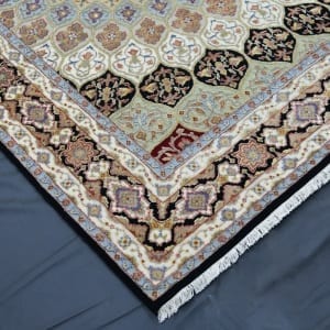 Rug# 31118, Classic Dome design wool & silk pile, woven in Jaipur, 400K. KPSQM, Persian knots, India, size 253x175 cm (3)