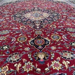 ug# 10204, Khorassan-Kashmar , circa 1975, immaculate, corner & medallion floral design, wool pile, late Pahlavi era, 400k KPSQM, Persia, size 375x290 cm (4)