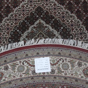 Rug# 31059, Superfine Amritsar in Tabriz mahi dsn, NZ wool pile, silk inly, India, size 185x185 cm, RRP $3800, on special $1700 (3)