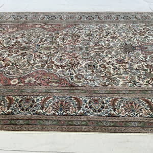 Rug# 31211, Fine Srinagar, 100% silk pile on a cotton warp and weft, Tree Of Life , Kashmir , India, Size 188x123 cm (3)
