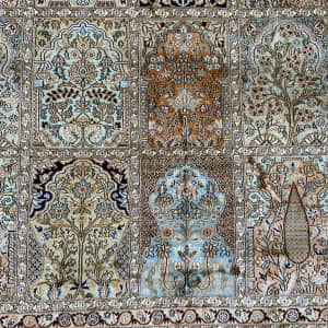 Rug# 31228, Fine Srinagar, 100% silk pile on a cotton warp and weft, Garden design, Kashmir , India, Size 316x219 cm (5)