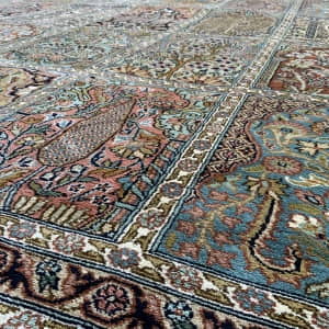 Rug# 31233 Fine Srinagar, 100% silk pile on a cotton warp and weft, Garden design, Kashmir , India, Size 293x250 cm (8)