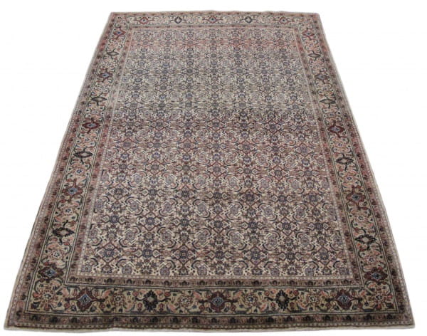 Vintage Sarouk Carpet 195x126cm